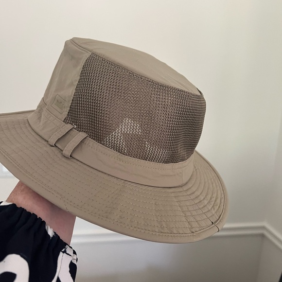 REI hat Size X/XL Tan perfect condition! - Picture 6 of 9
